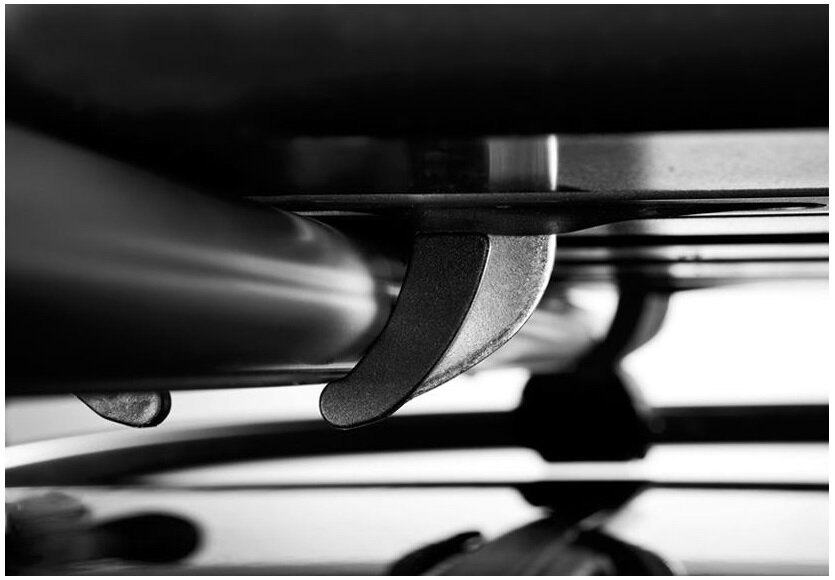 Hapro Traxer 4.6 dakkoffer 370 liter + Hapro Cronos dakdragers Alfa Romeo 156 Crosswagon vanaf 2004